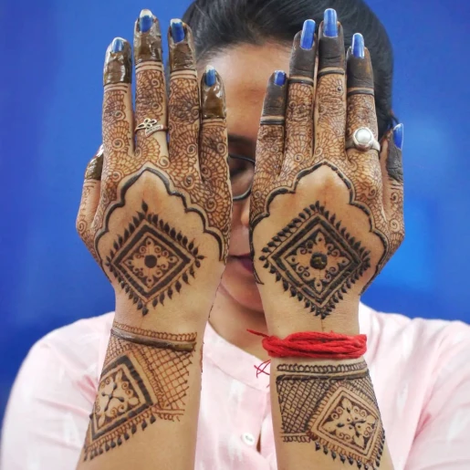 Easy Arabic Mehndi Design